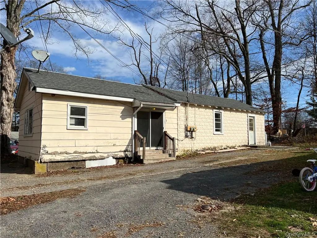 7 S High Street, Bloomingburg