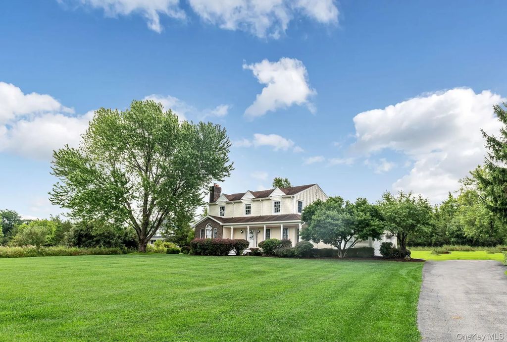 19 Cedar Hill Drive, Warwick