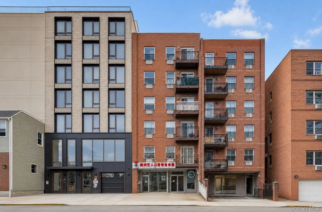 138-10 35th Avenue # 5, Flushing