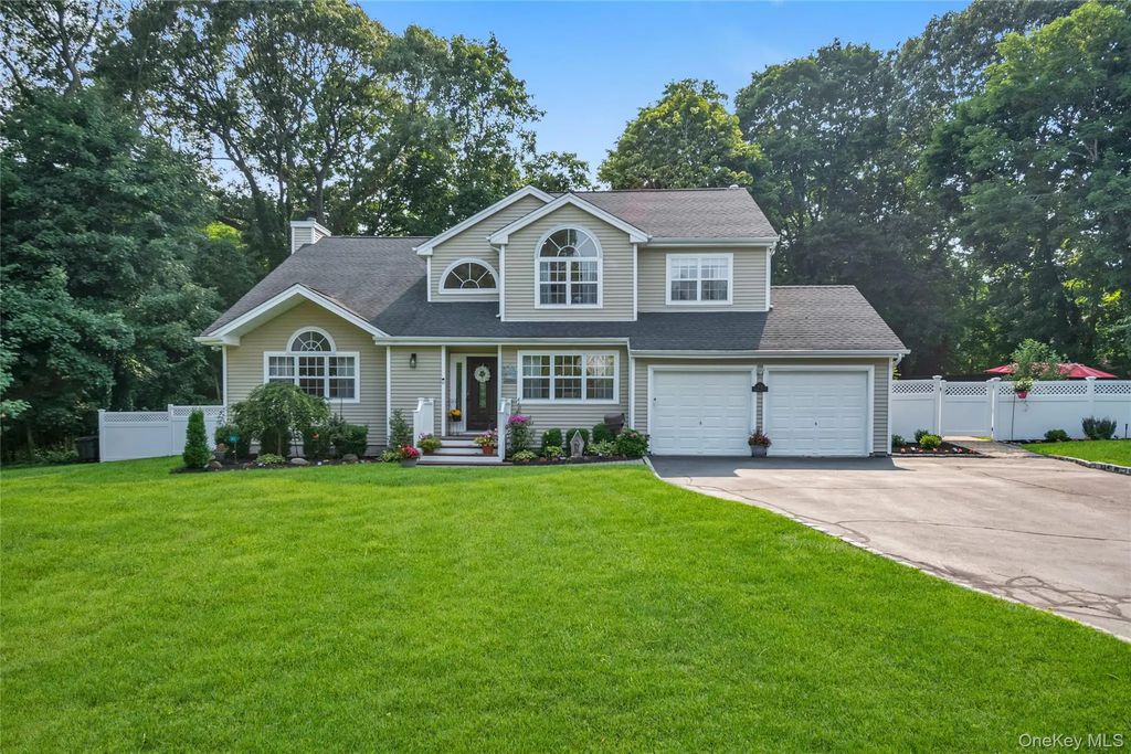 43 Barrow Court, Huntington