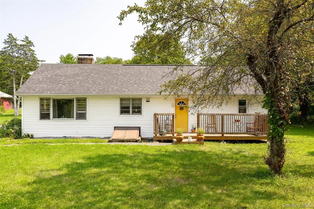 216 Hobbs Lane # B, Clinton Corners