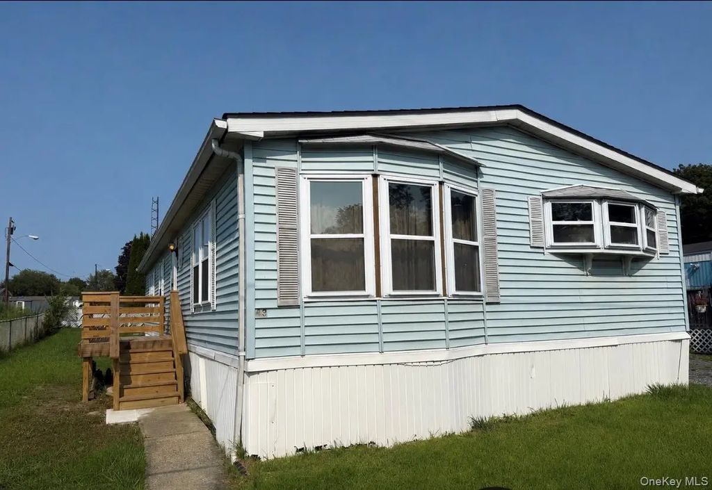 567 Sheafe Rd #43, Wappingers Falls