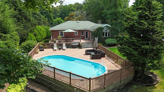 Photo of Listing #1038331