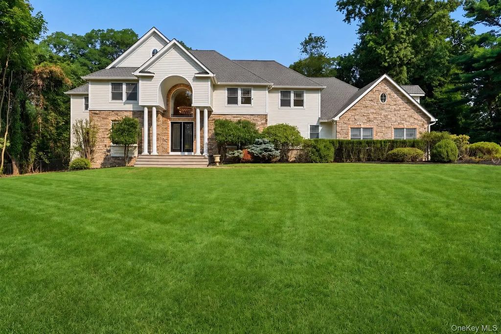 126 Old Field Road, East Setauket
