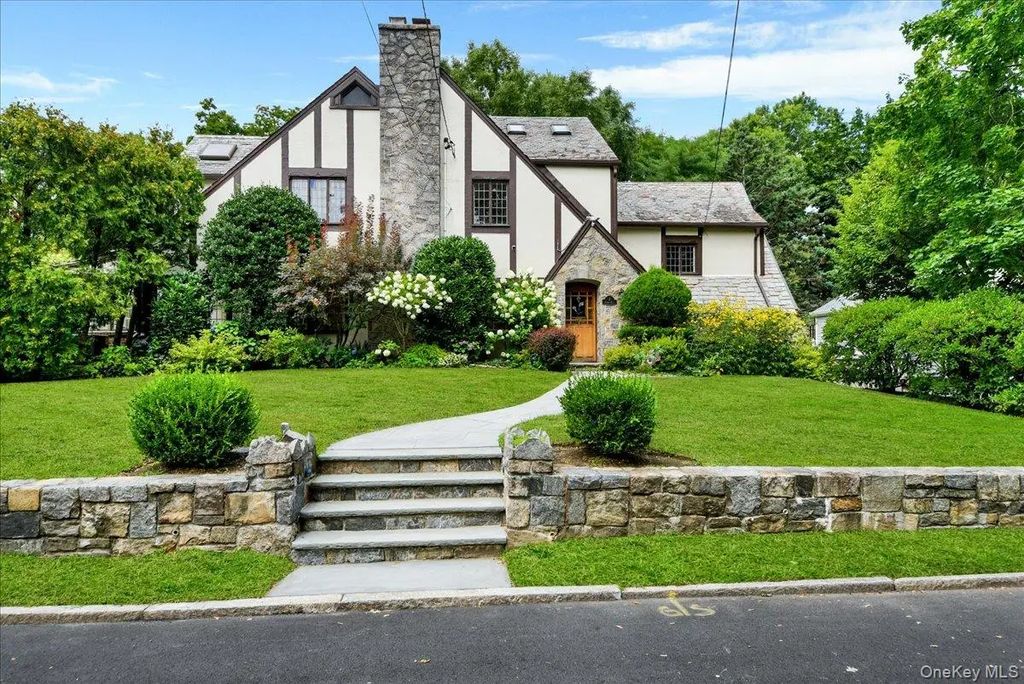 7 Denman Place, Mount Vernon