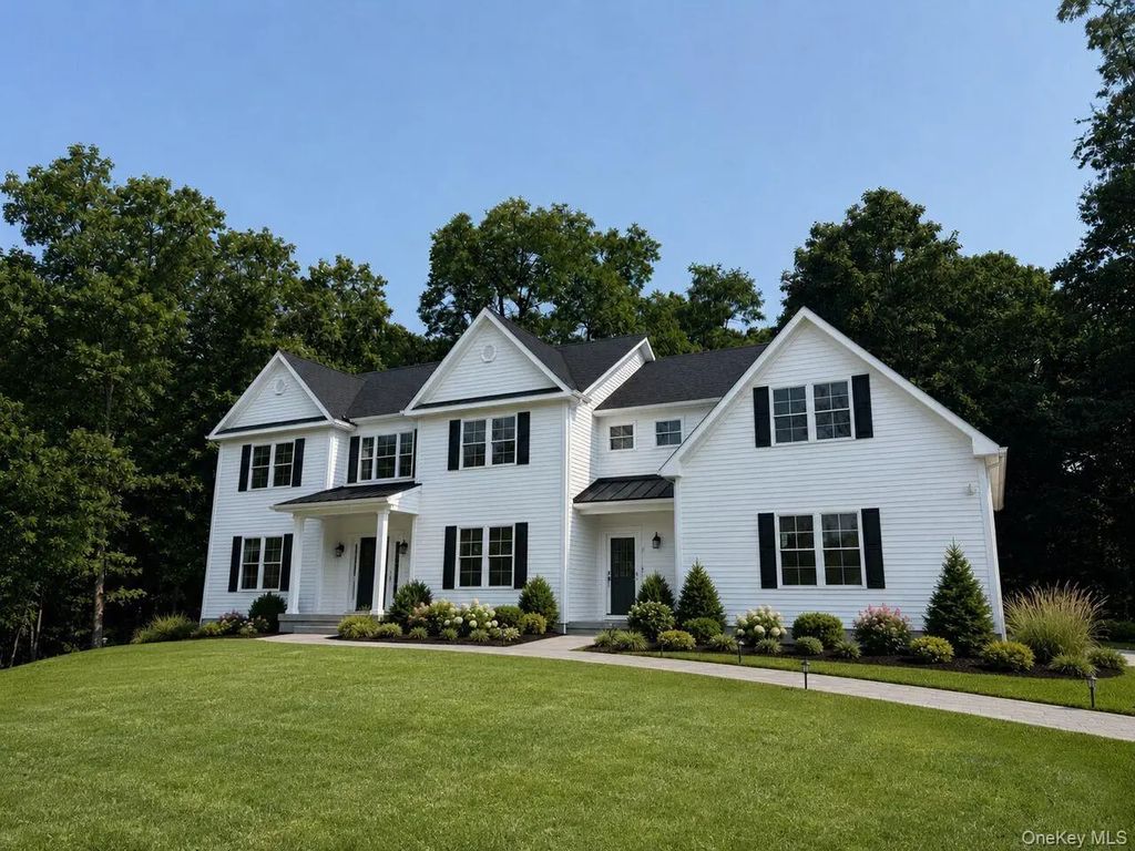 800 Sleepy Hollow Road, Briarcliff Manor