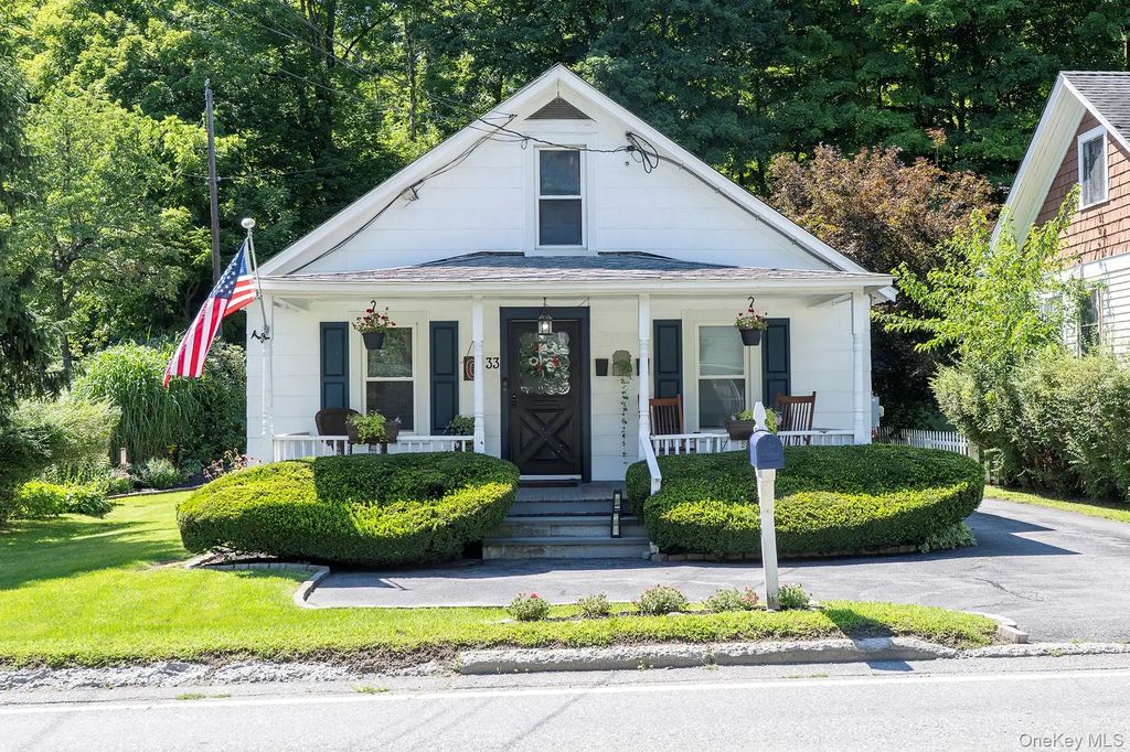 33 North Avenue, Pleasant Valley
