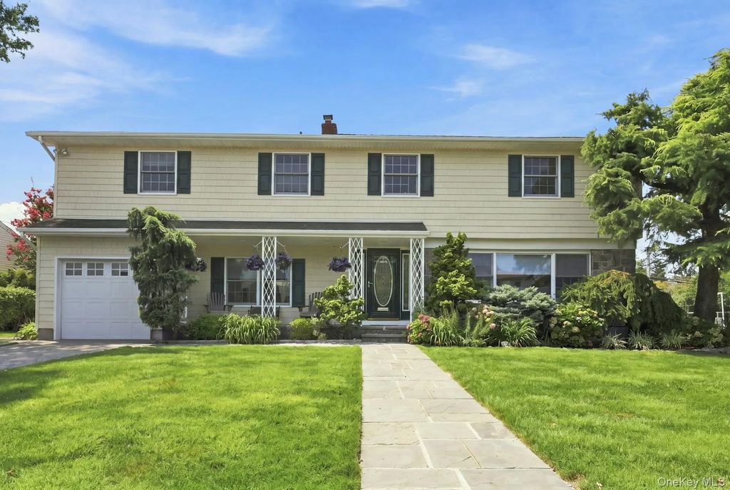 7 Herkimer Avenue, Jericho