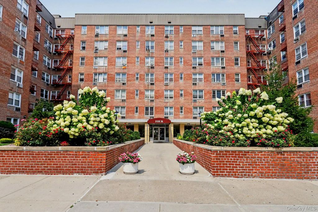 4 Sadore Lane # 3b, Yonkers