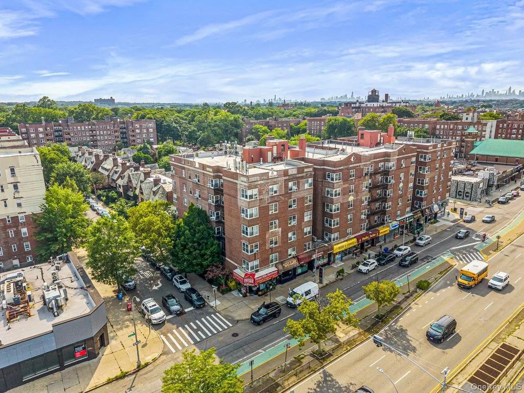 111-45 76 Avenue # 62b, Forest Hills