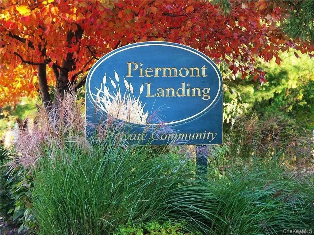 318 Harbor Cove # 318, Piermont