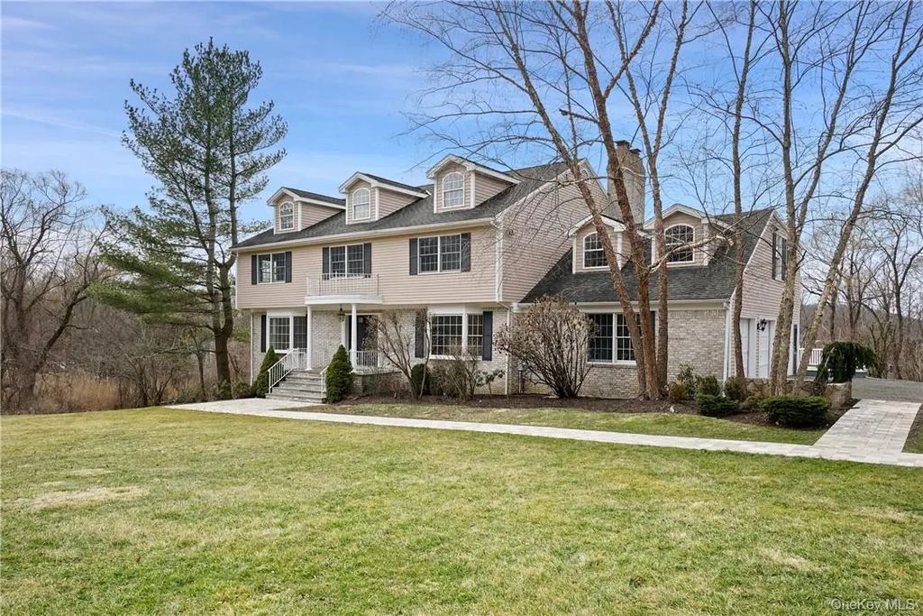 6 Dickson Lane, Bedford Corners