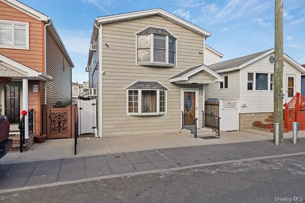 19 W 13th Road, Broad Channel