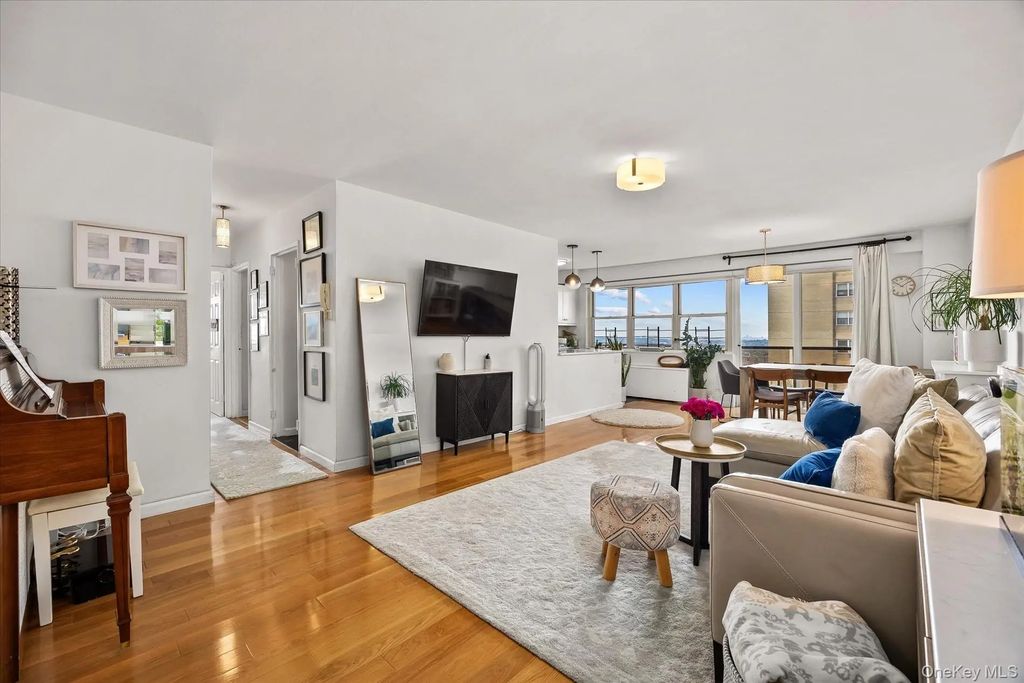 102-30 66th Road # 25f, Forest Hills