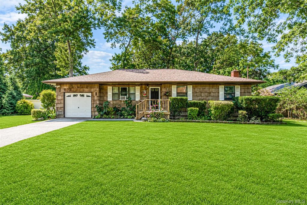 32 Rutland Road, Mastic