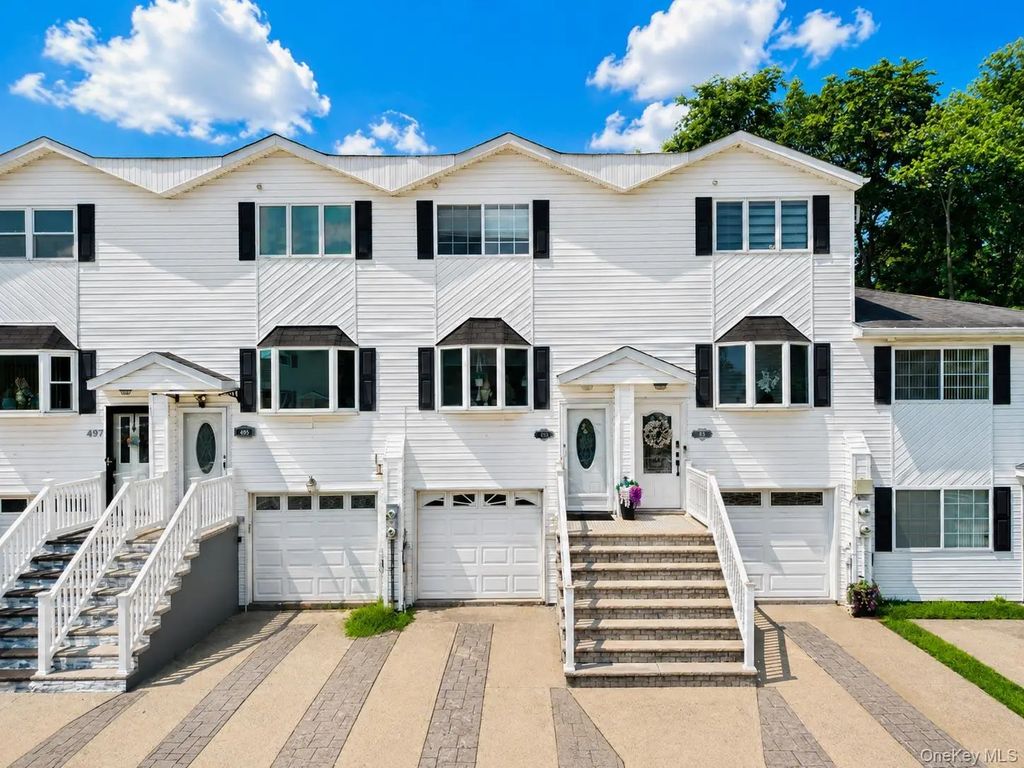 493 Medina Street, Staten Island