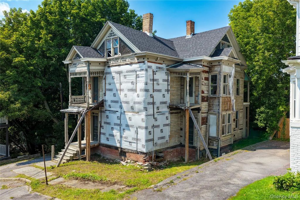 11 Summit Avenue, Catskill