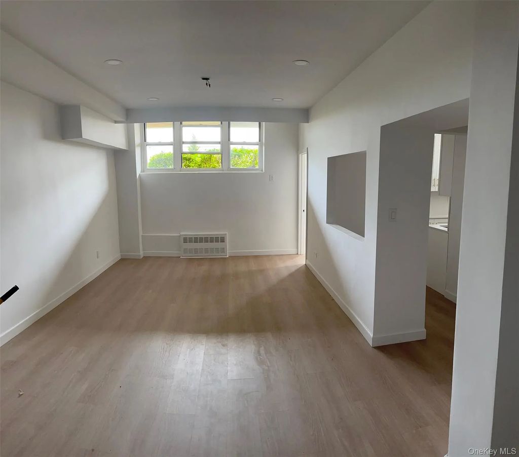 125 Beach 124th Street # 1b, Rockaway Park