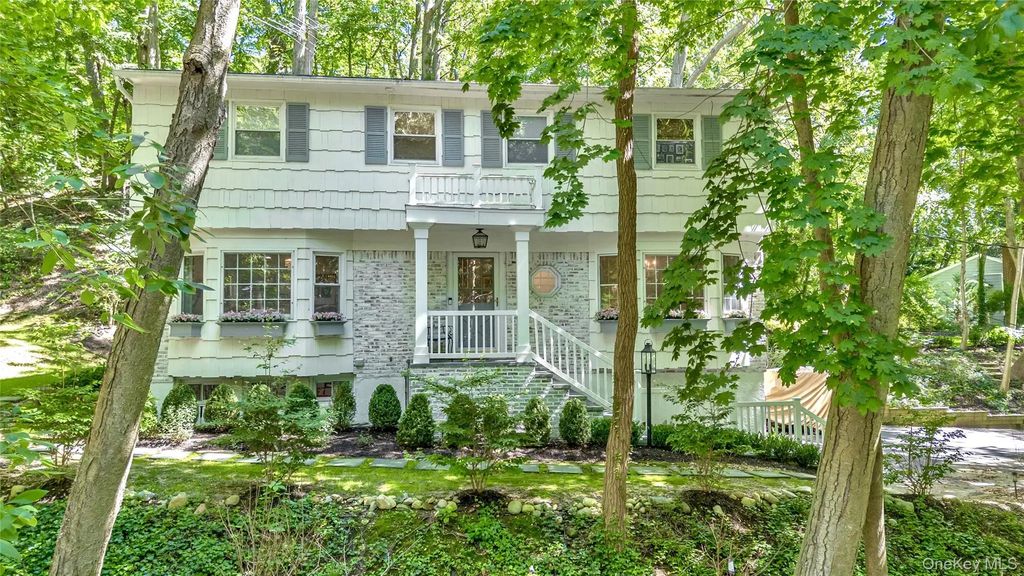 107 Fleets Cove Road, Huntington