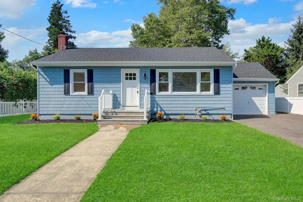 71 Valentine Avenue, Glen Cove