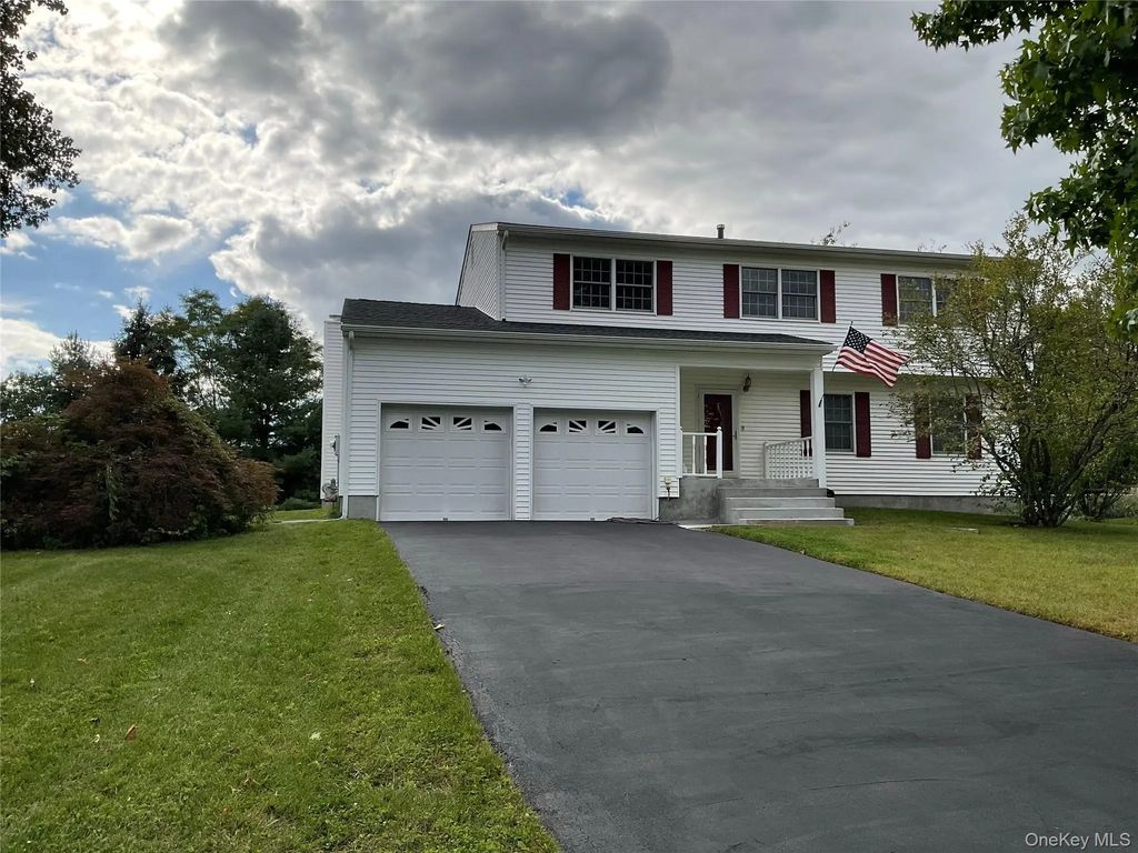 207 Butter Hill Drive, New Windsor