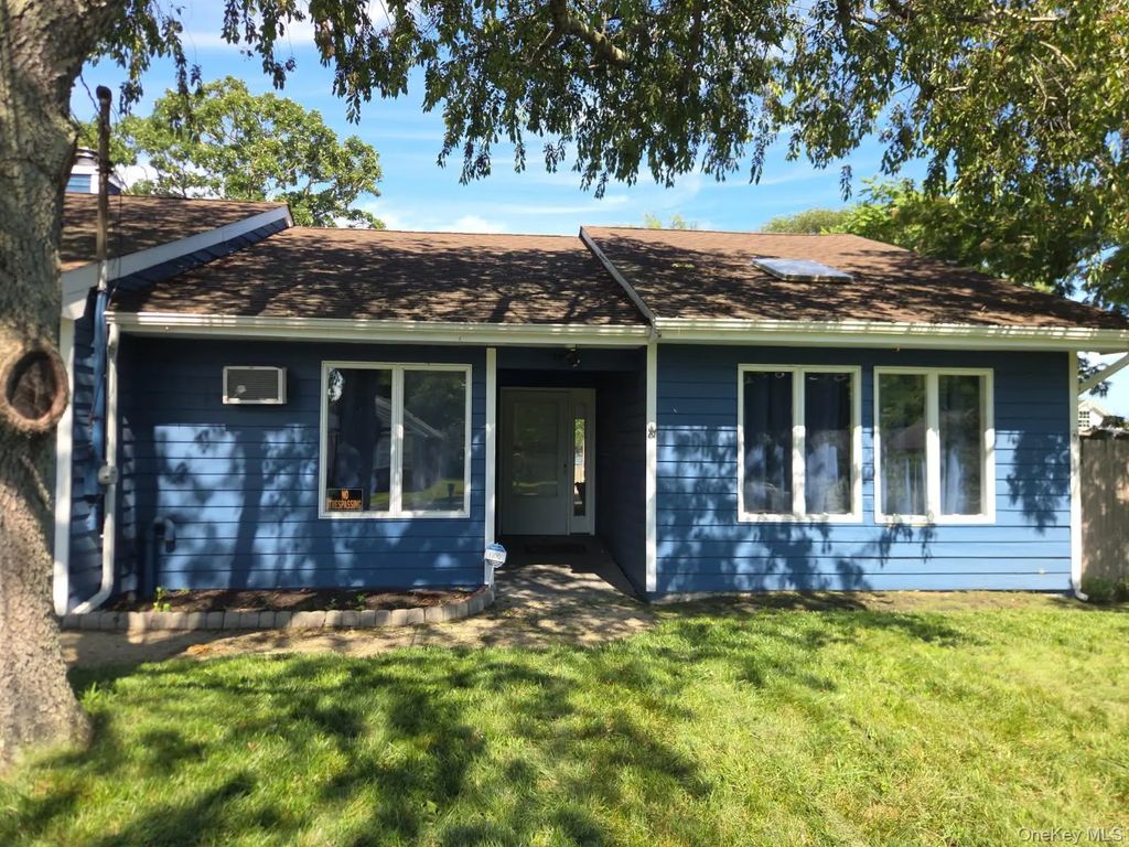 81 Cranberry Drive, Mastic Beach