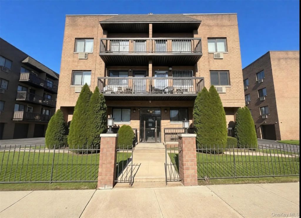 9711 N Conduit Avenue # 2c, Ozone Park