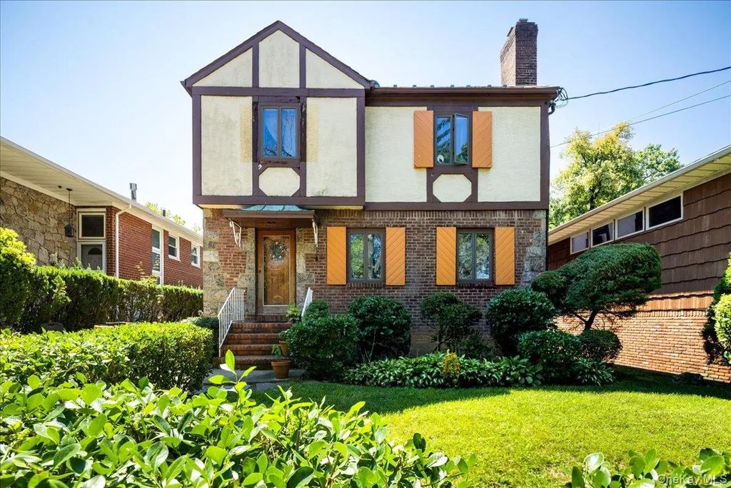 21110 34th Road, Bayside