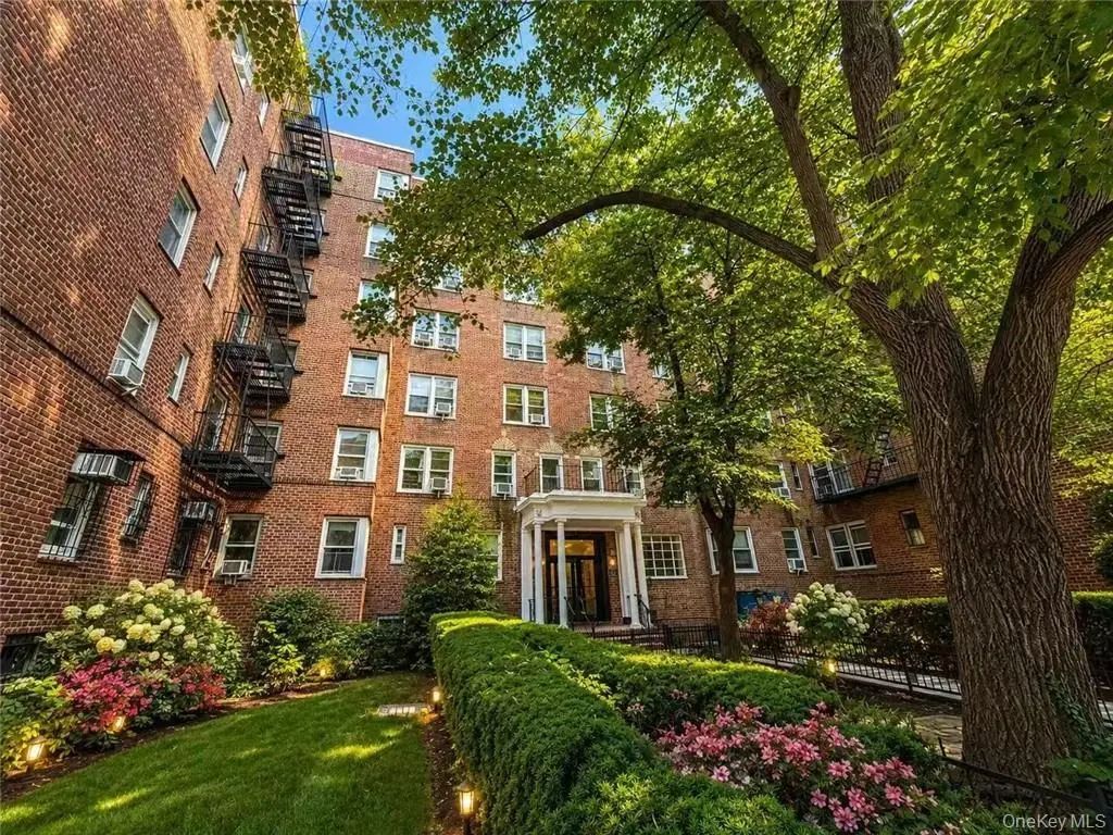 8511 34th Avenue # 3h, Jackson Heights