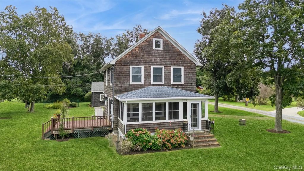 13700 Oregon Road, Cutchogue
