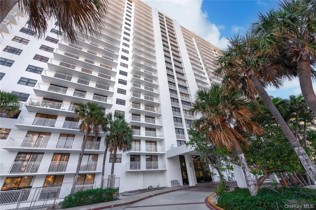 210 174th St Unit 419 Collins Avenue # 419, Call Listing Agent