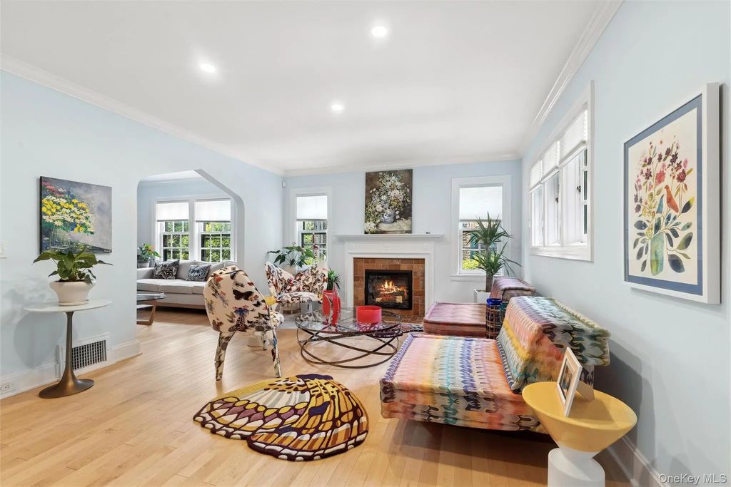 9 Whitson Street, Forest Hills