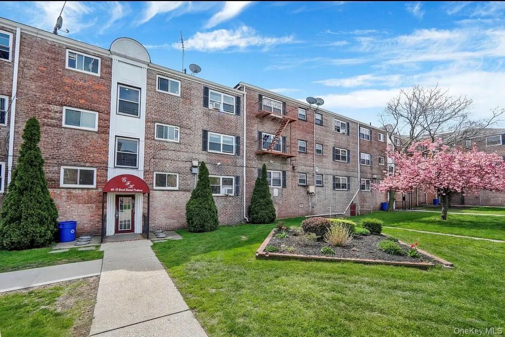 66-12 Grand Central Parkway # 1b, Forest Hills