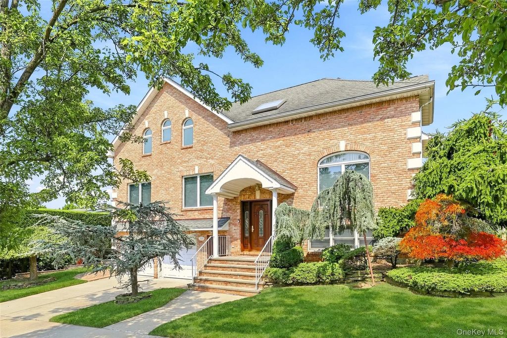 5315 Overbrook Street, Douglaston