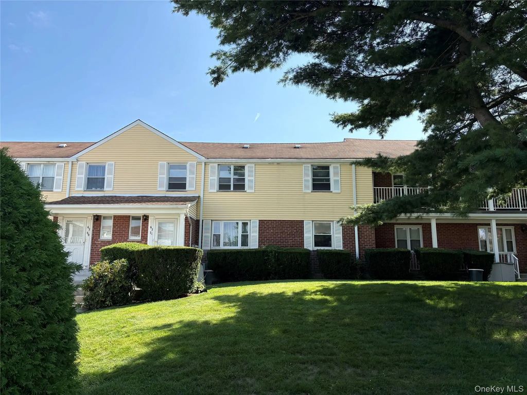 67-71 Cloverdale Lane # 148, Oakland Gardens