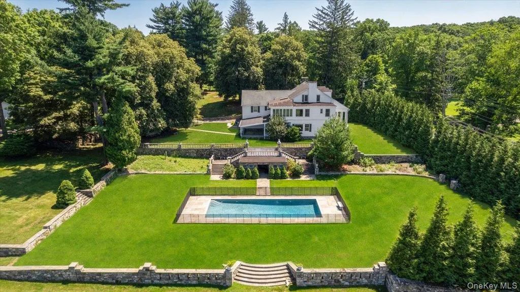 83 Somerstown Road, Ossining