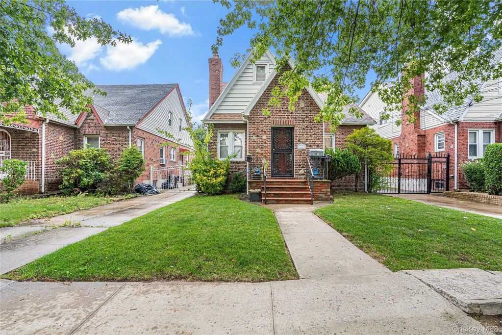 205-13 114th Drive, Saint Albans