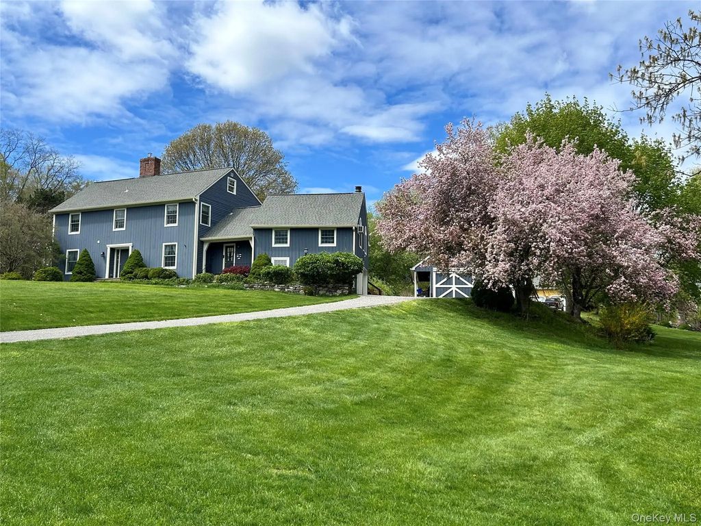 2 Pine Tree Drive, Katonah