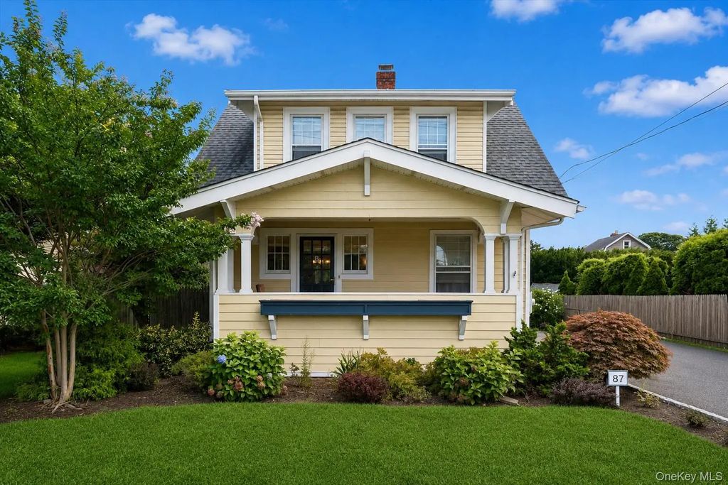 87 Islip Avenue, Islip