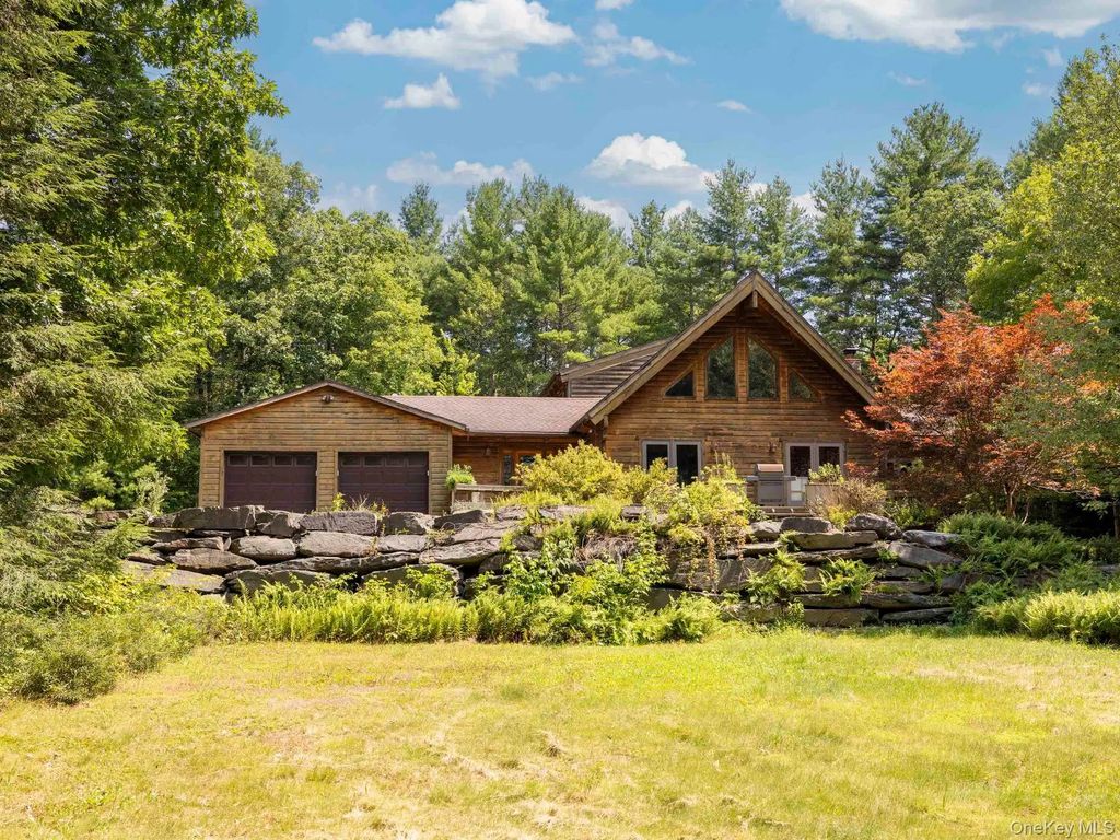 11 Spruce Hill Road, Olivebridge
