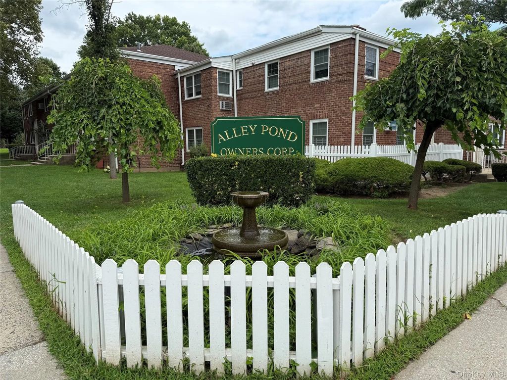 226-09 Union Turnpike # B, Oakland Gardens