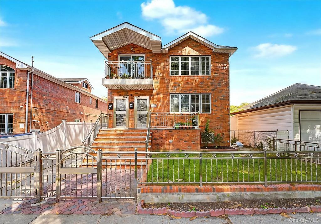 158-39 77th Road, Fresh Meadows