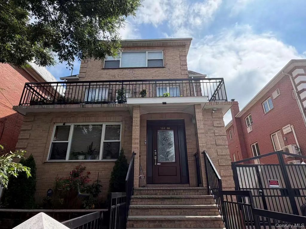 13440 58th Avenue # 2fl, Flushing