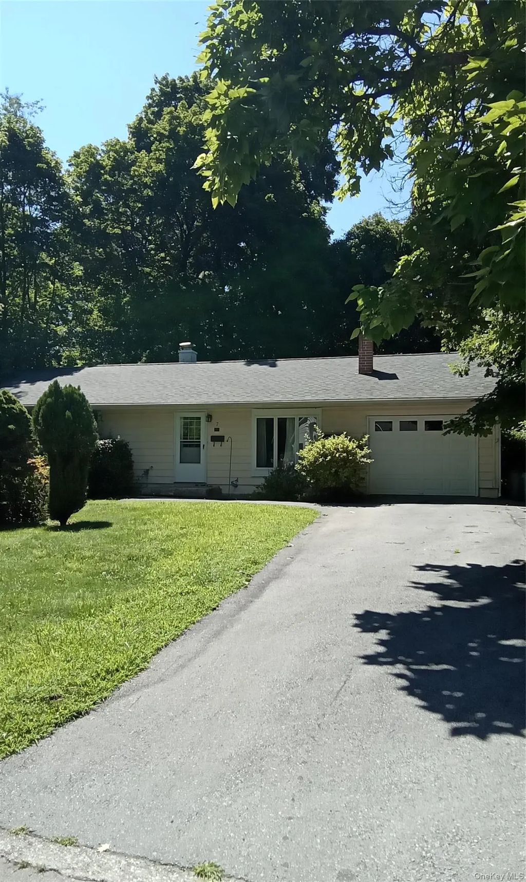 7 Owen Drive, Monroe