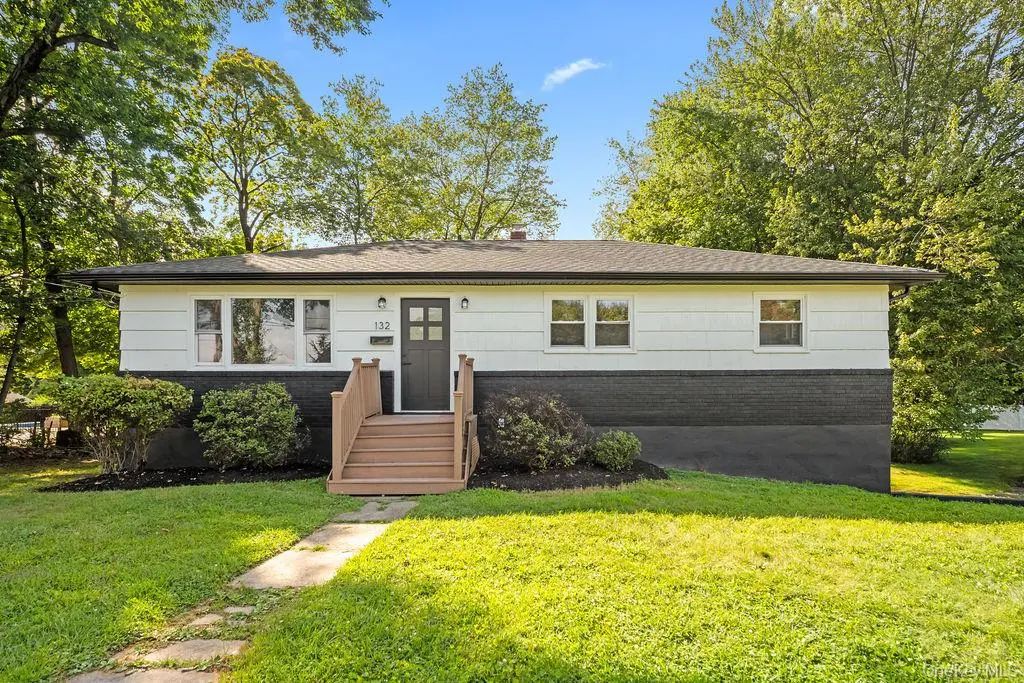 132 S Conger Avenue, Congers