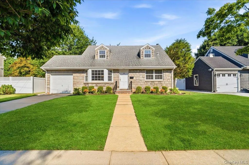 68 Roy Avenue, Massapequa