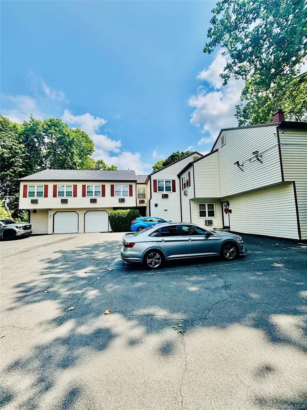 10 Westview Avenue # D, White Plains