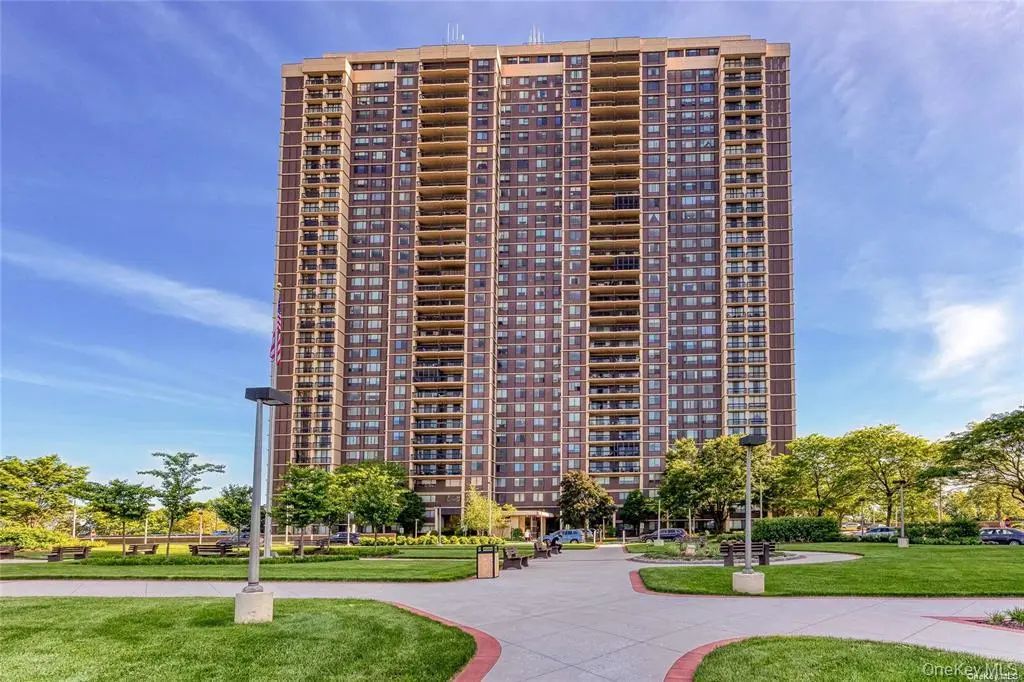 27010 Grand Central Parkway # 32e, Floral Park