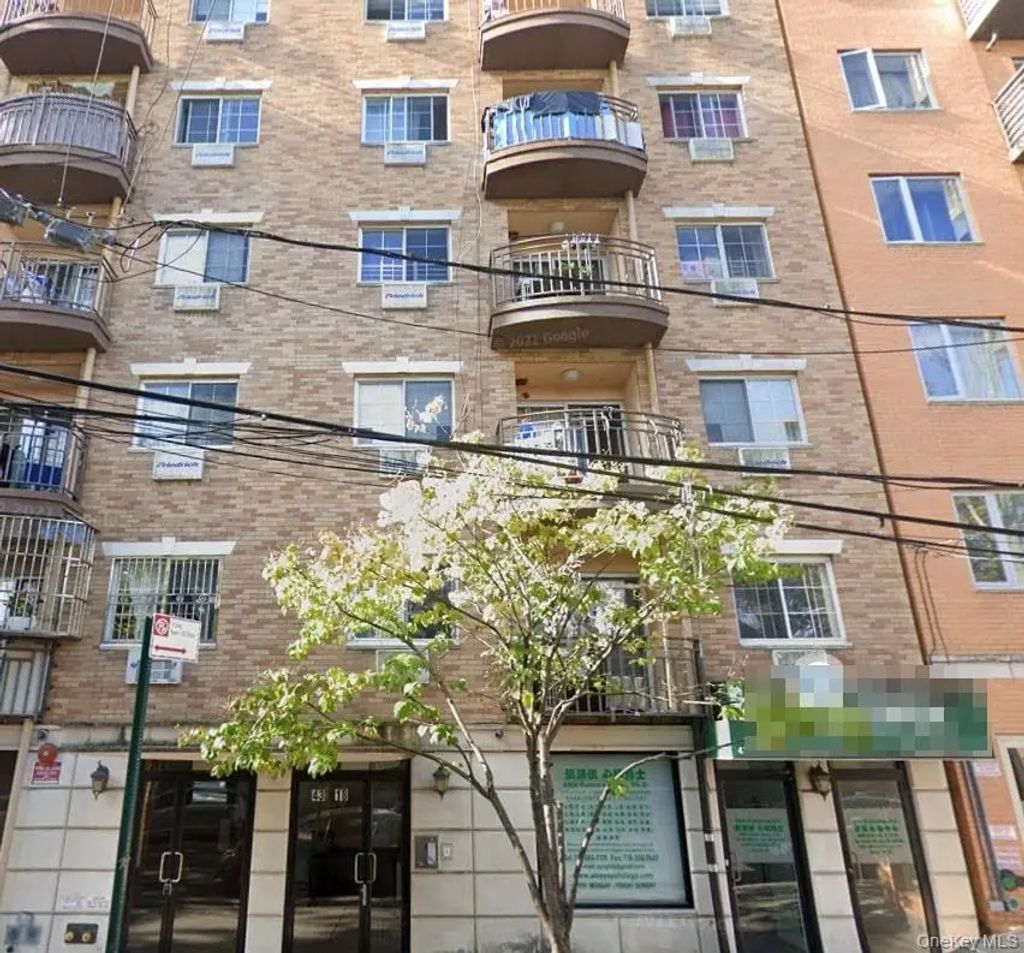 43-18 Robinson Street # 7c, Flushing