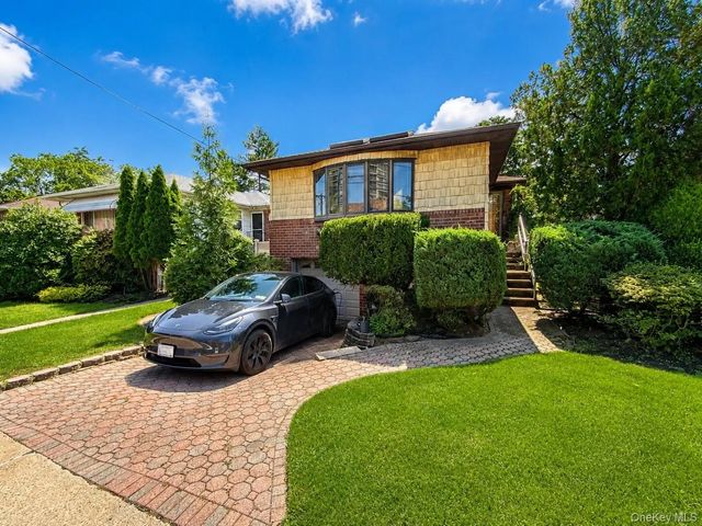 Photo of Listing #1040210